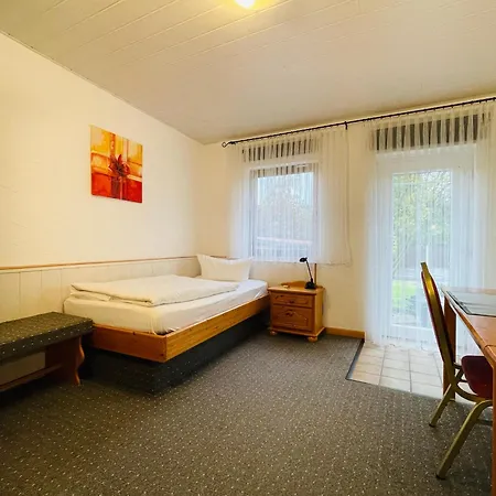 Hotel-restaurant Zum Dorfkrug 호텔 Lehre