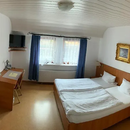 호텔 Hotel-restaurant Zum Dorfkrug