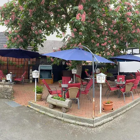 Hotel-restaurant Zum Dorfkrug * Lehre